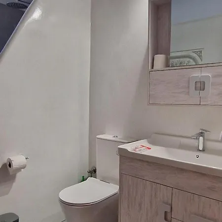 Orchid 3 Bedroom Kastraki アパート Kastrákion